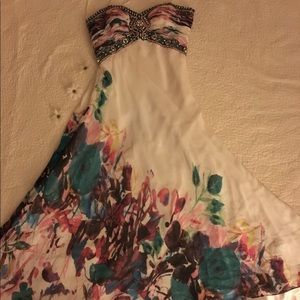 Dave and Johnny Embroidered Evening Gown